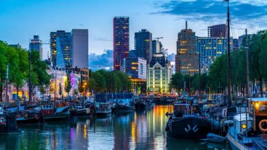 مرکز شهر روتردام علاوه بر شاهکارهای معماری، استعداد دریایی نیز دارد و بسیاری از گردشگران را تحت تاثیر قرار می دهد.